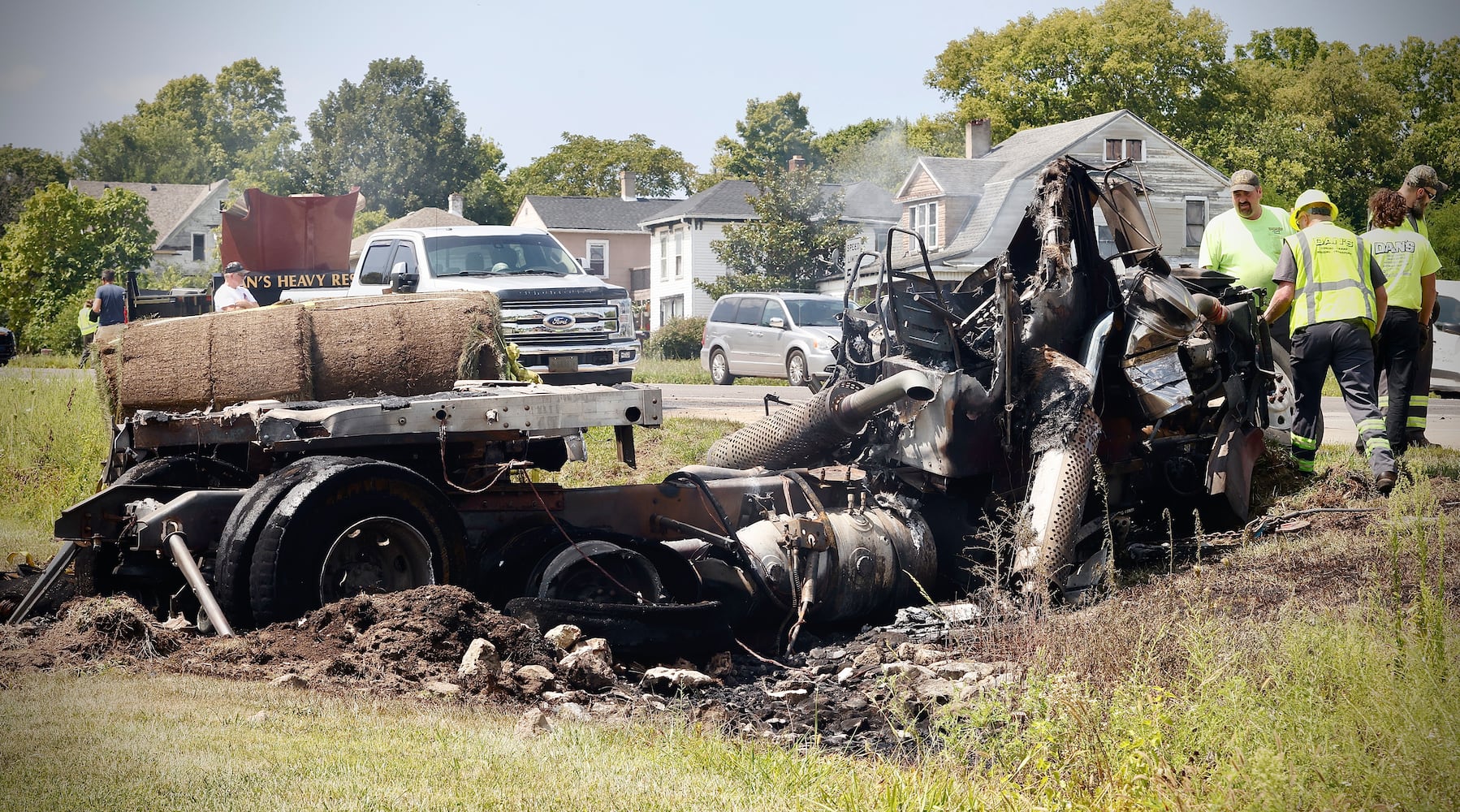 Clark County semi crash