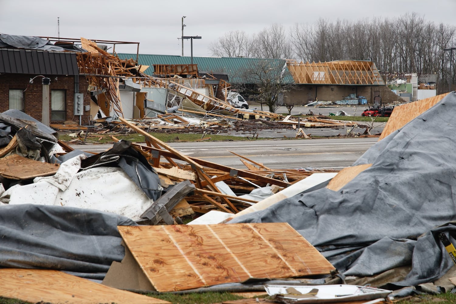 Tornado Damage in Midway