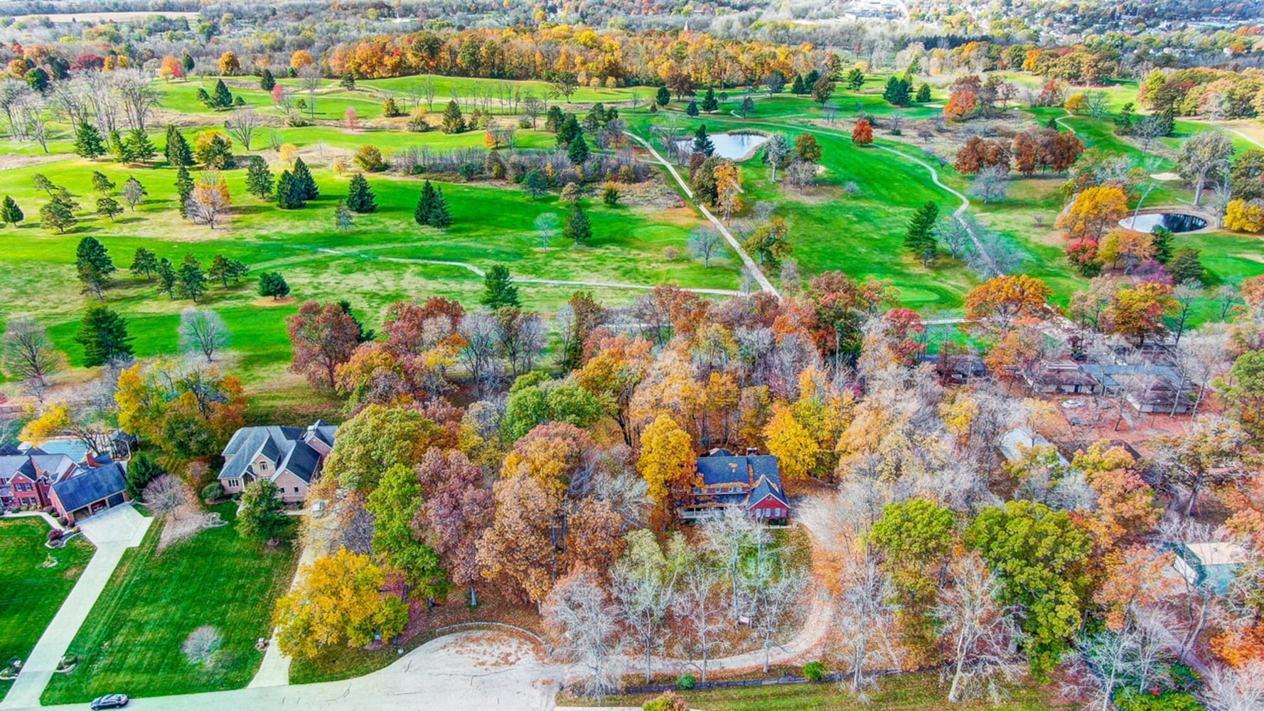 PHOTOS: Springfield-area home on 2.5 acres near golf course listed