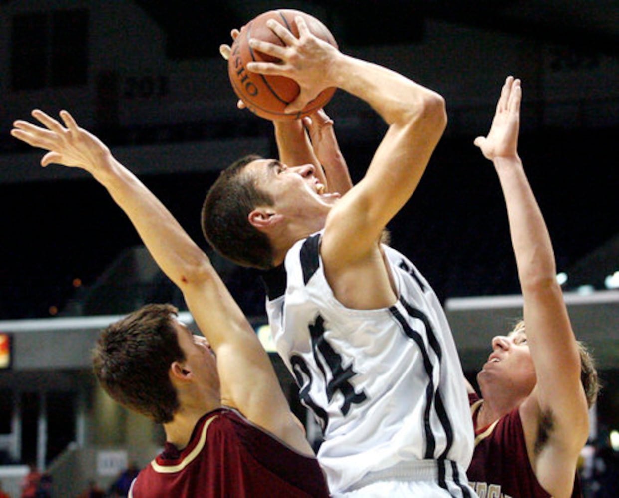 Regional semi: Graham vs. Bishop Watterson