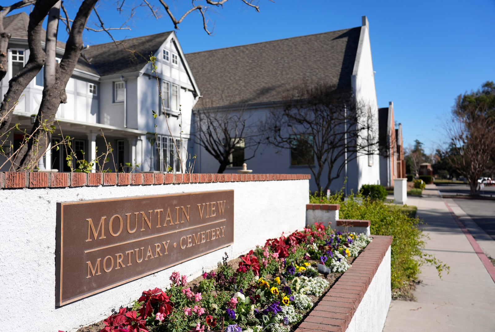 Office buildings for the closed Mountain View Mortuary and Cemetery are pictured, Tuesday, Jan. 14, 2025, in Altadena, Calif. (AP Photo/Chris Pizzello)