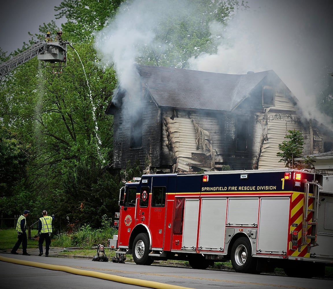 Fire breaks out at vacant house in Springfield