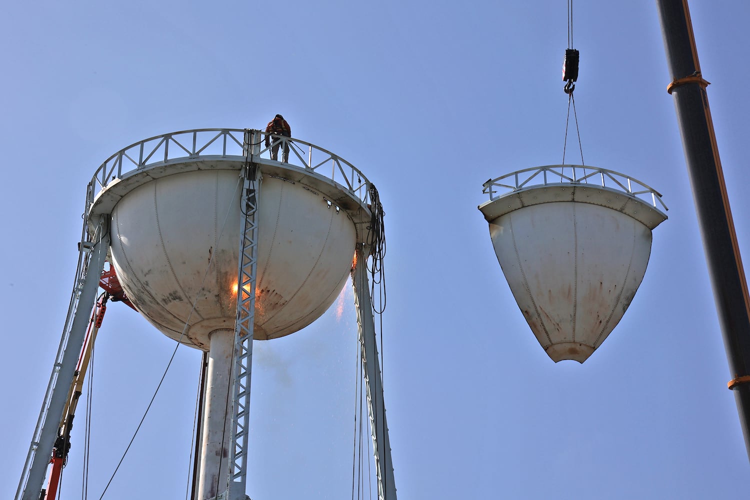 051121 Water Tower SNS