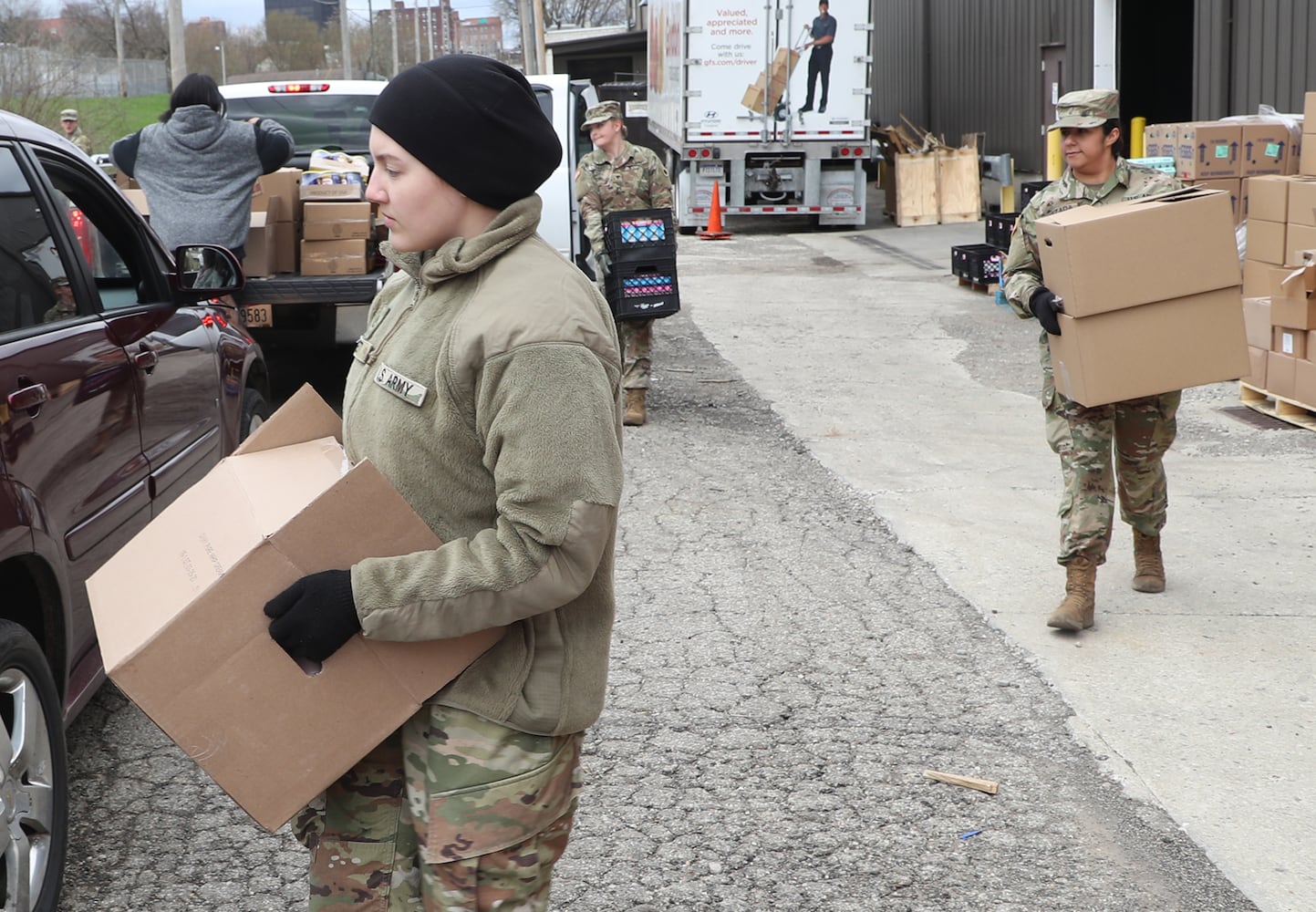 PHOTOS: National Guard Helps Distribute Food