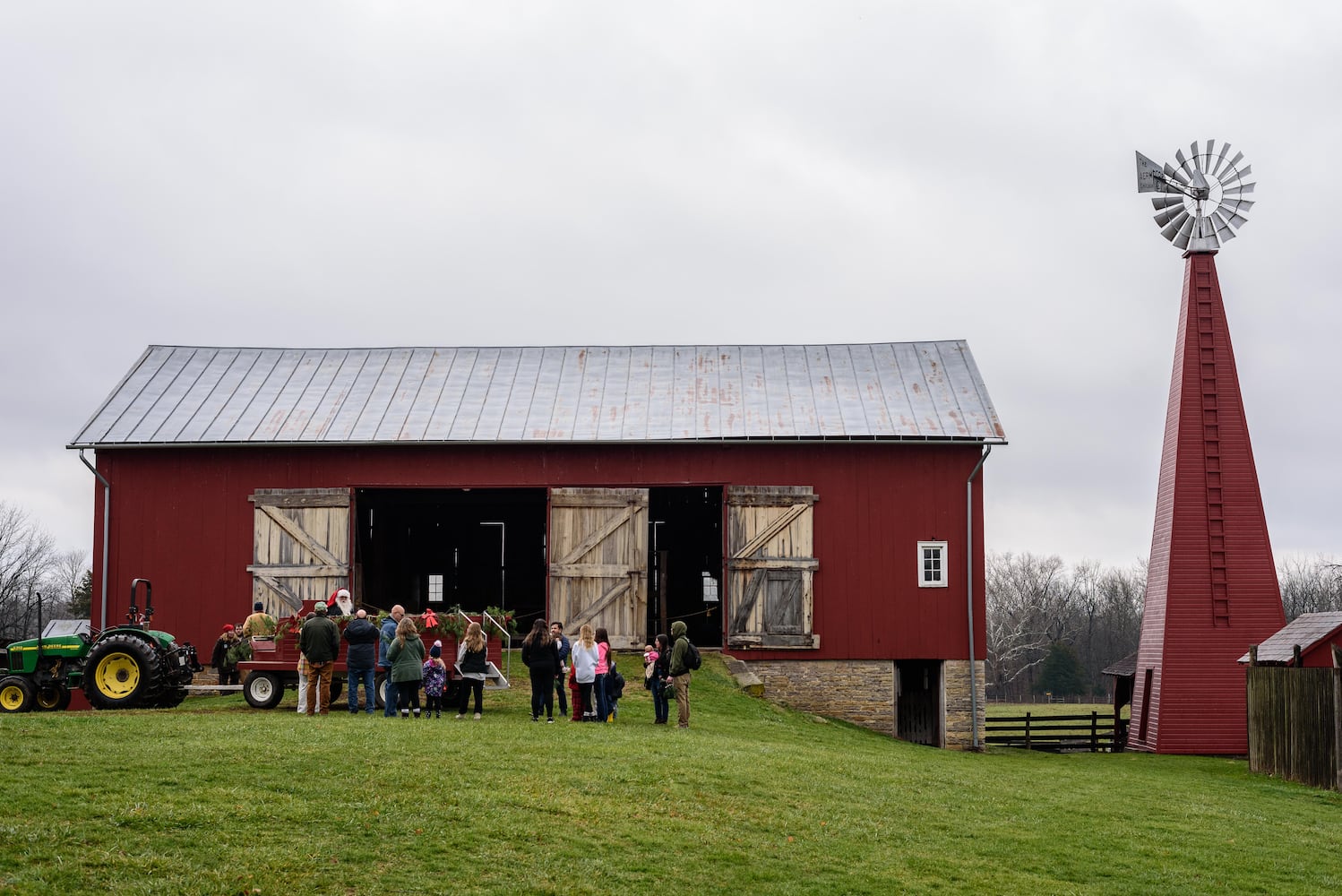 PHOTOS: Christmas on the Farm 2024 @ Carriage Hill MetroPark