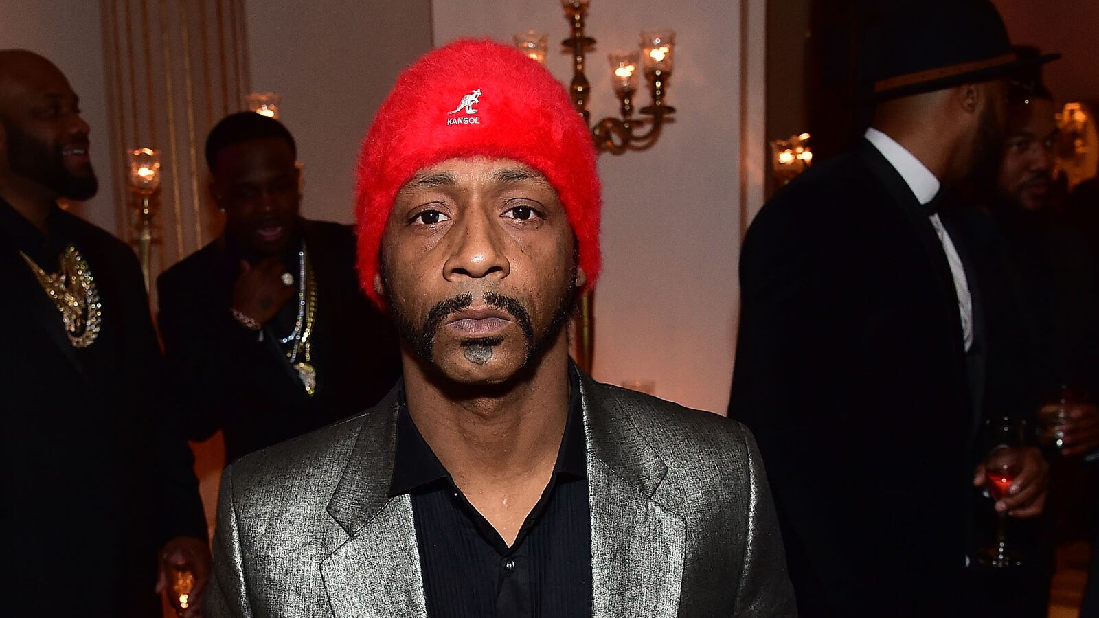 Katt Williams say in a recent interview that he was the victim of an alleged major breach of trust by some of his former staff members.