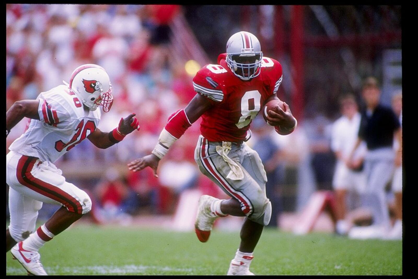 14 Sep 1991:  Fullback Jeff Cothran of the Ohio State Buckeyes runs down the field during a game against the Louisville Cardinals at Ohio Stadium in Columbus, Ohio.  Ohio State won the game 23-15. Mandatory Credit: Rick Stewart  /Allsport