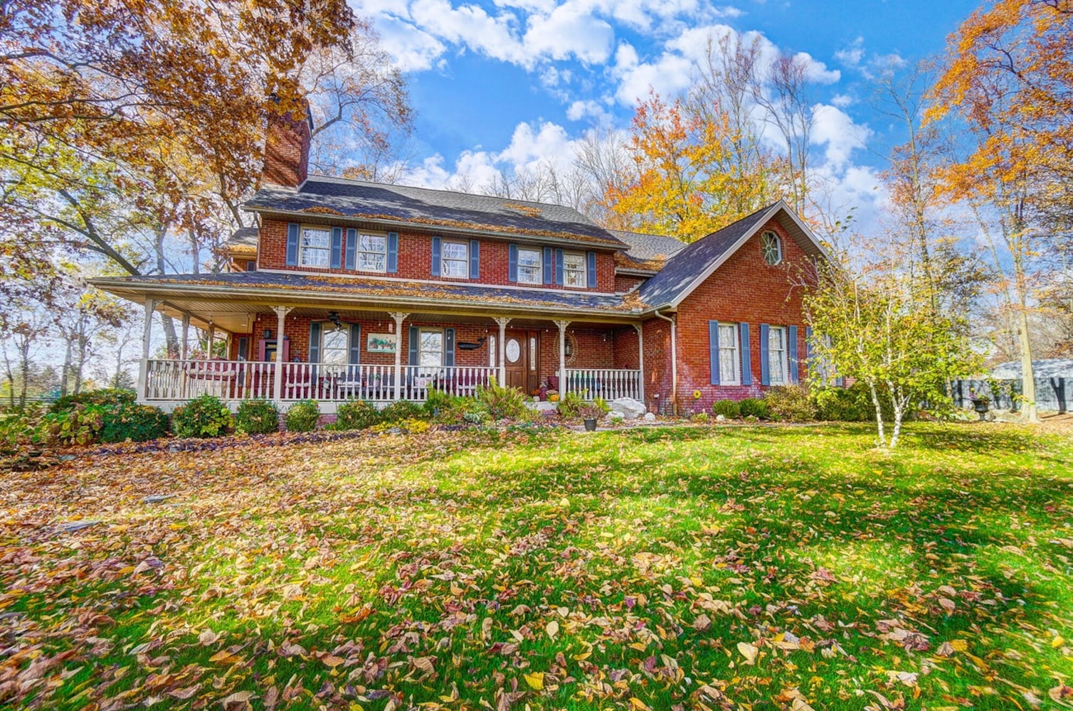 PHOTOS: Springfield-area home on 2.5 acres near golf course listed