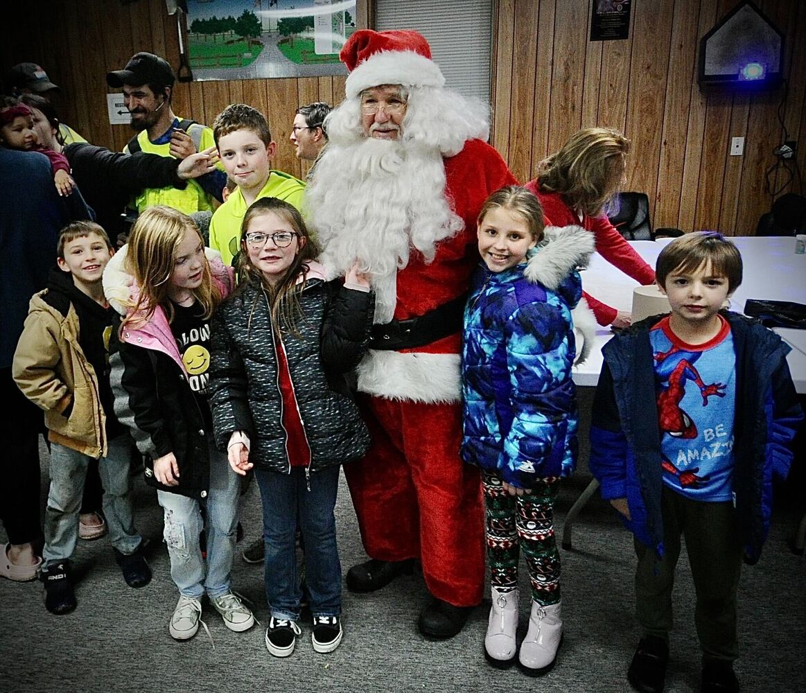 Tremont City tree lighting