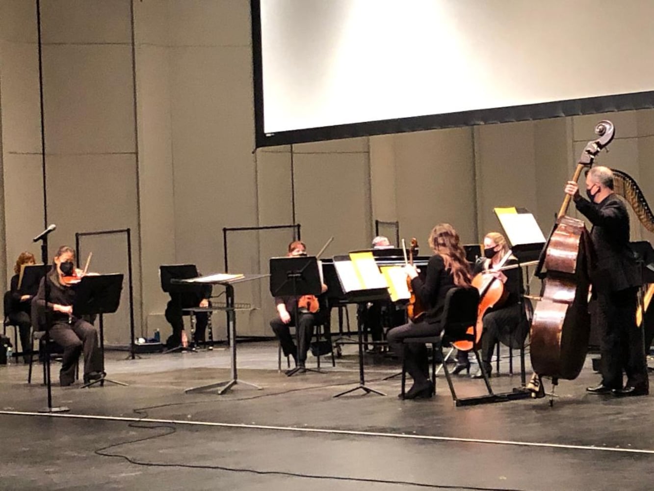 Springfield arts center reopens with live symphony concert