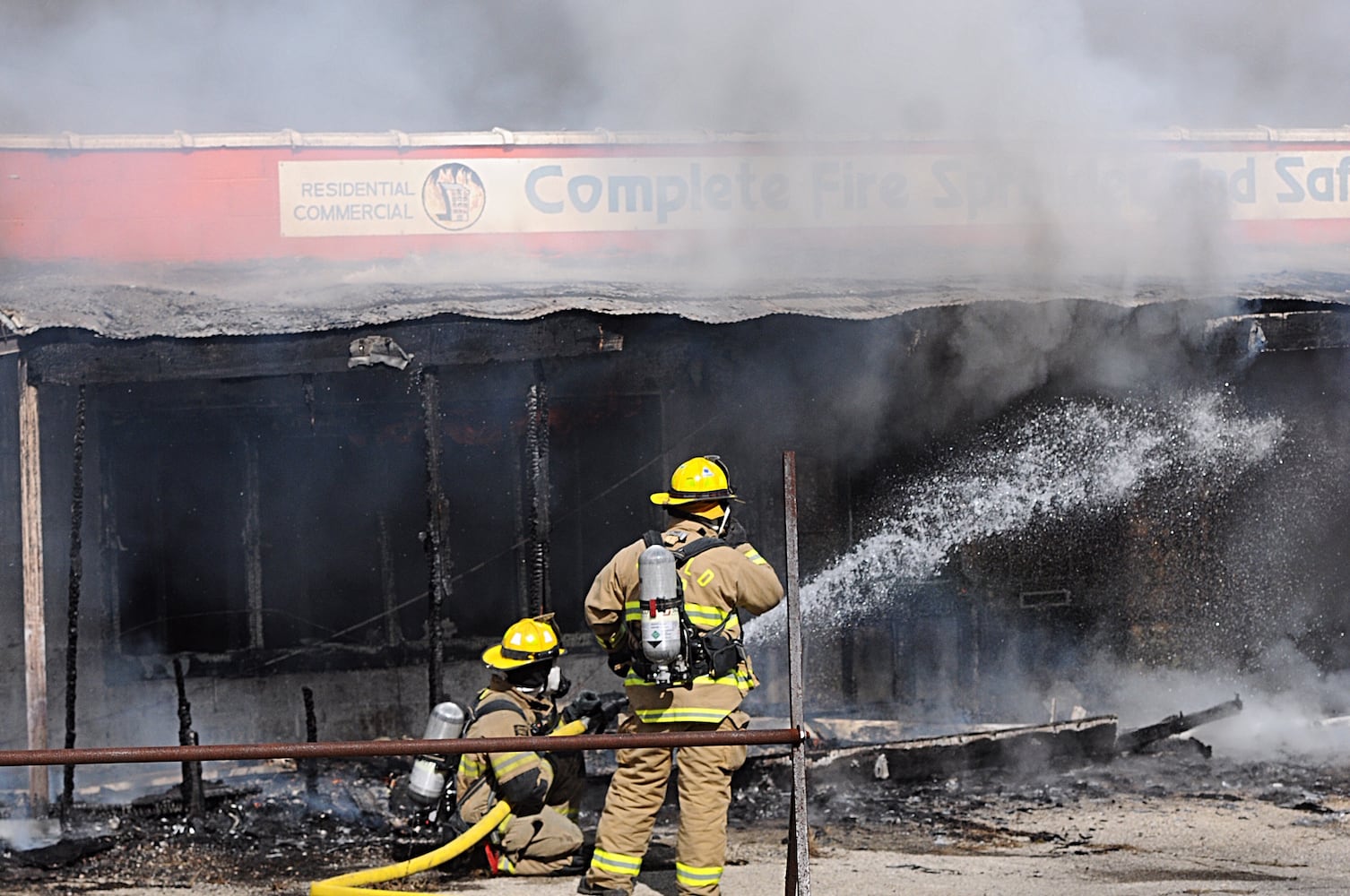 Crews fight fire at abandoned fire sprinkler business