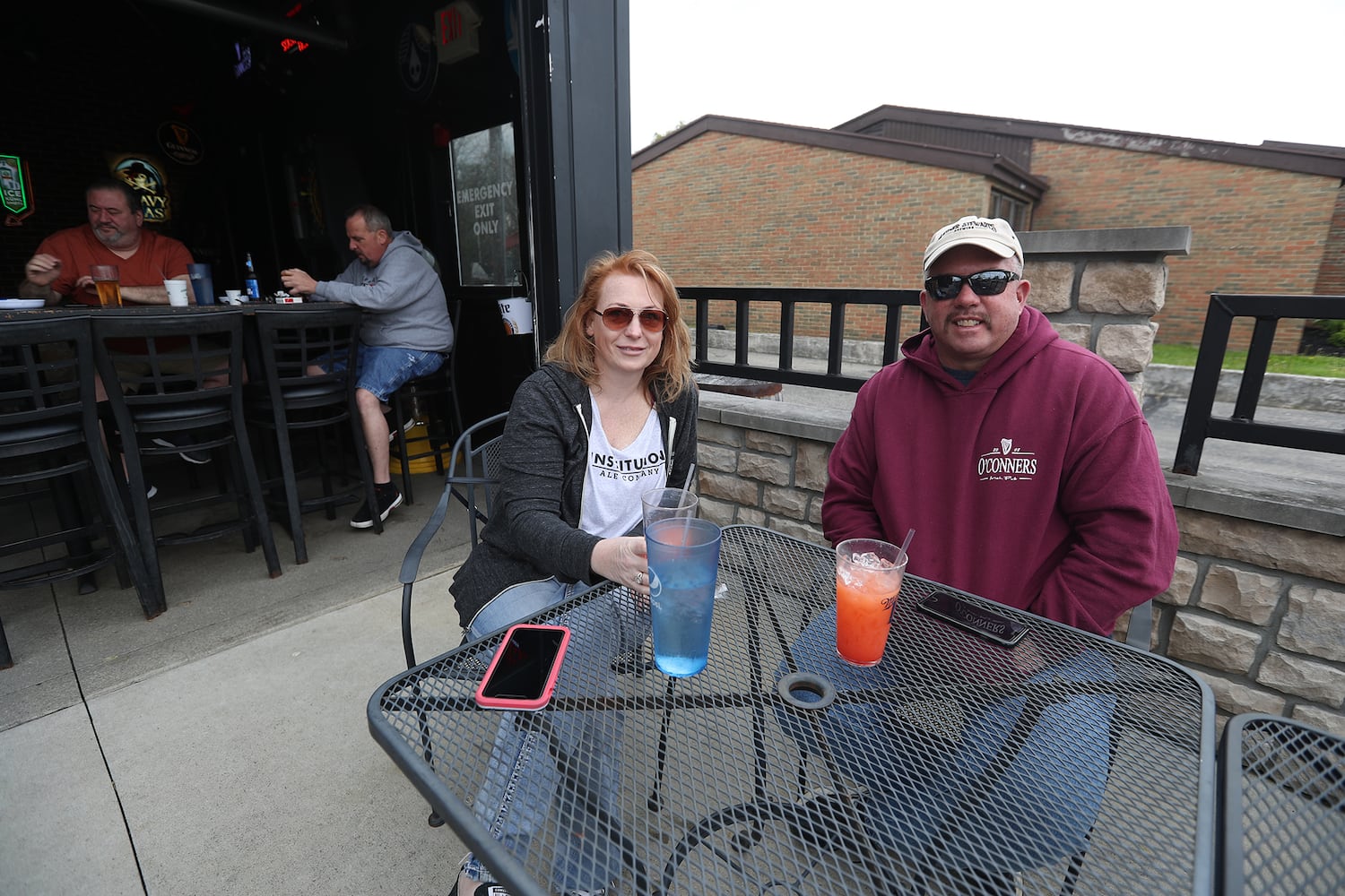 PHOTOS: Salons, Barbers and Outdoor Dinning Return