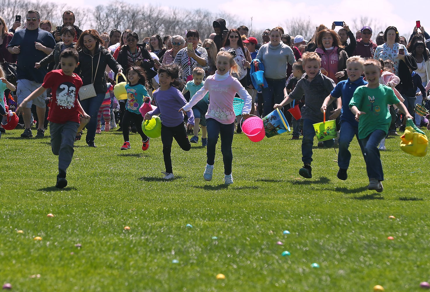 PHOTOS - Young's 37th Annual Easter Egg Hunt