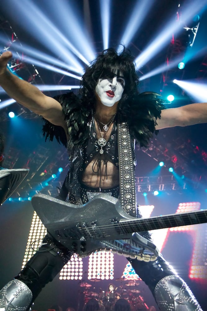 KISS plays Lakewood