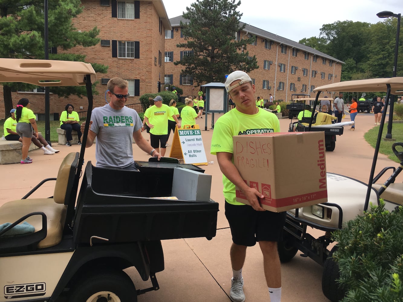 PHOTOS: 900 WSU freshmen move to campus for first time