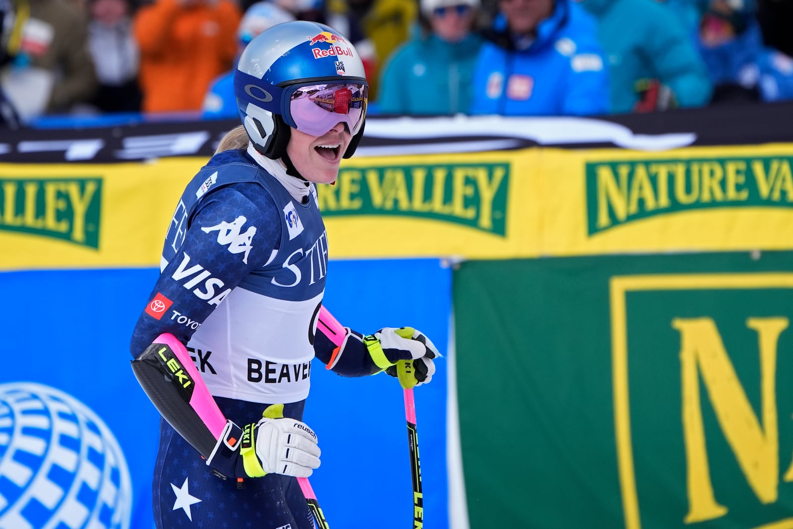 Forerunner Lindsey Vonn finishes a run before a women's World Cup super-G ski race, Sunday, Dec. 15, 2024, in Beaver Creek, Colo. (AP Photo/John Locher)