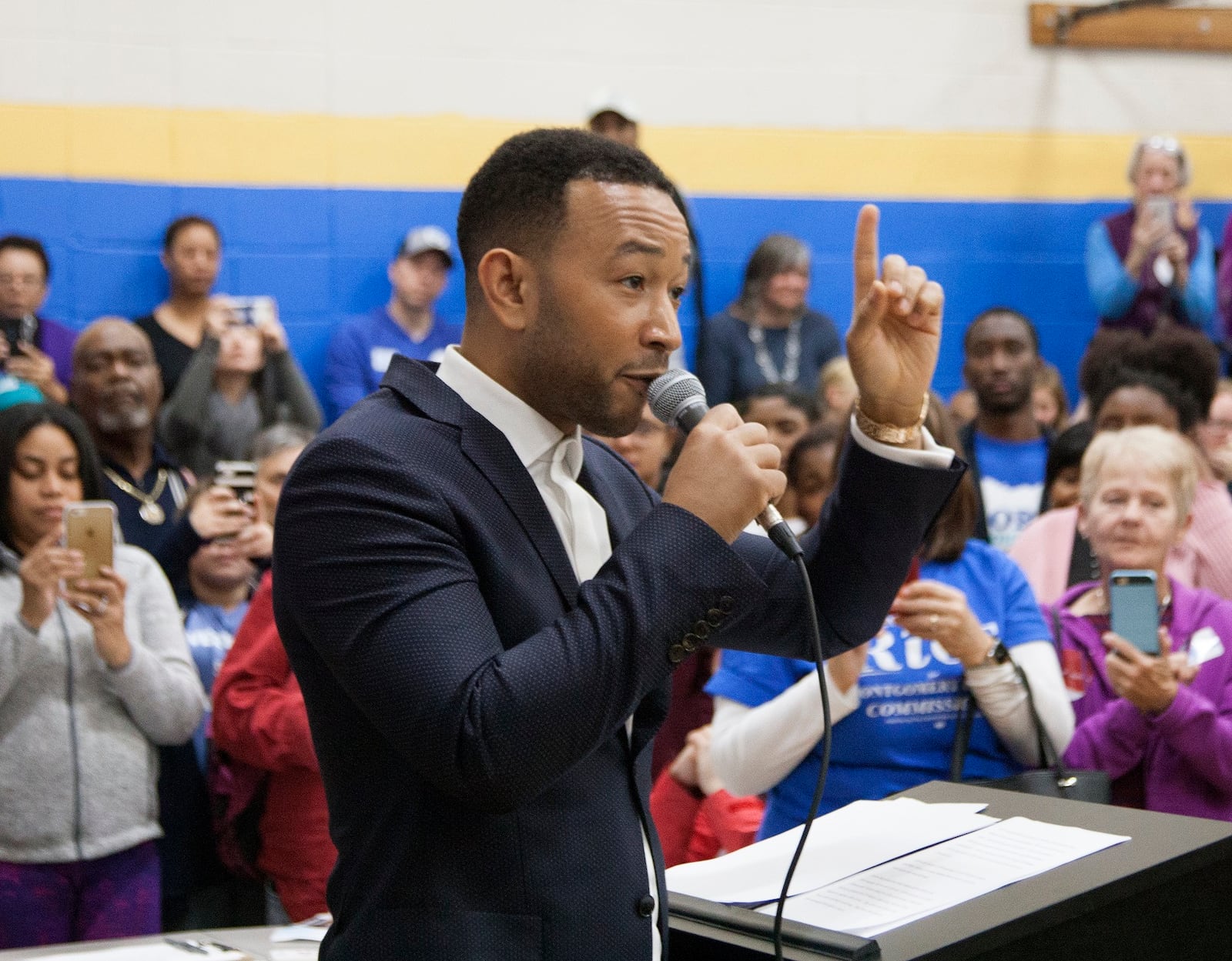 John Legend in Dayton. Photo by Jan Underwood.