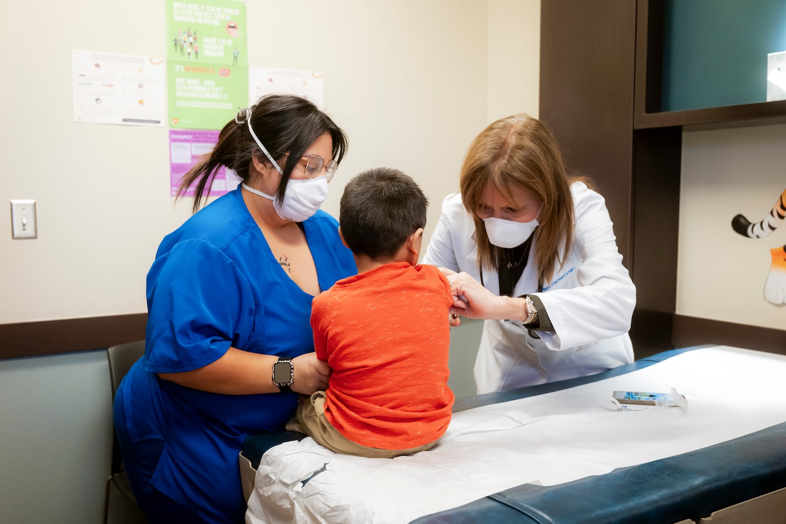 
                        FILE — Nurses administer a a Measles, Mumps, Rubella, and Varicella virus vaccine at Seminole Hospital District in Seminole, Texas on Feb. 24, 2025. A raging measles outbreak in West Texas, which has so far killed one child, has not abated and may have taken root in New Mexico, state health officials reported on Friday. (Desiree Rios/The New York Times)
                      