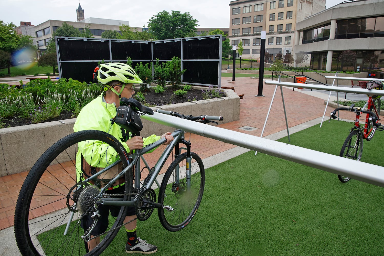 051724 Bike to Work Day SNS