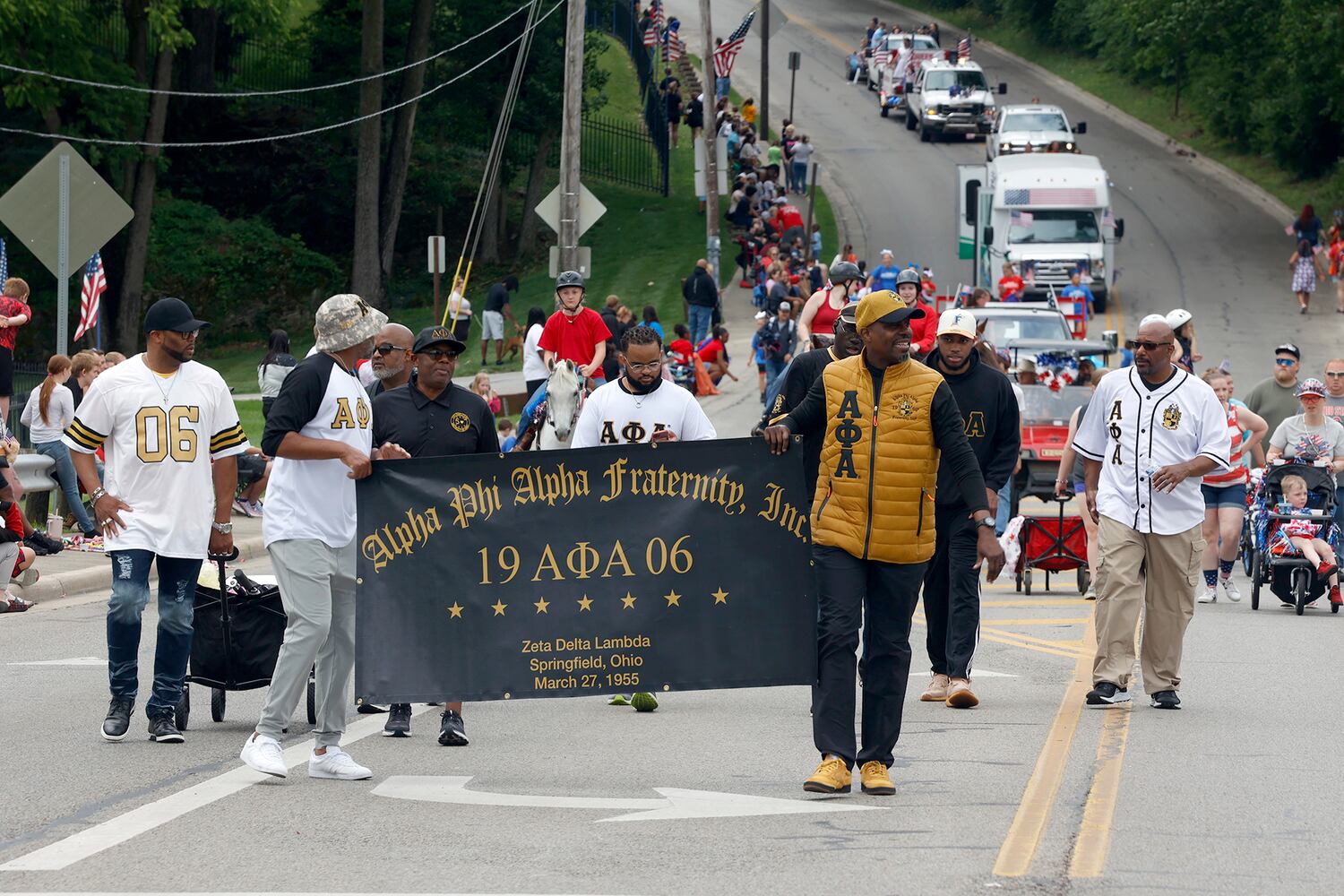 052824 Memorial Parade SNS