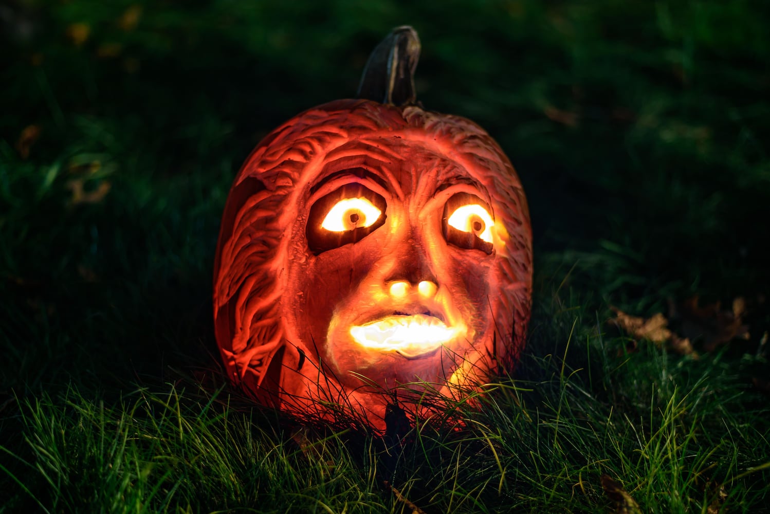 PHOTOS: The 30th annual Stoddard Avenue Pumpkin Glow