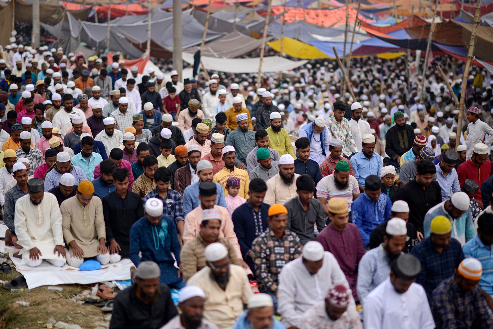 Muslim devotees pray during the first phase of the three-day Biswa Ijtema, or the World Congregation of Muslims, at the banks of the Turag river in Tongi, near Dhaka, Bangladesh, Friday, Jan. 31, 2025. (AP Photo/Mahmud Hossain Opu)