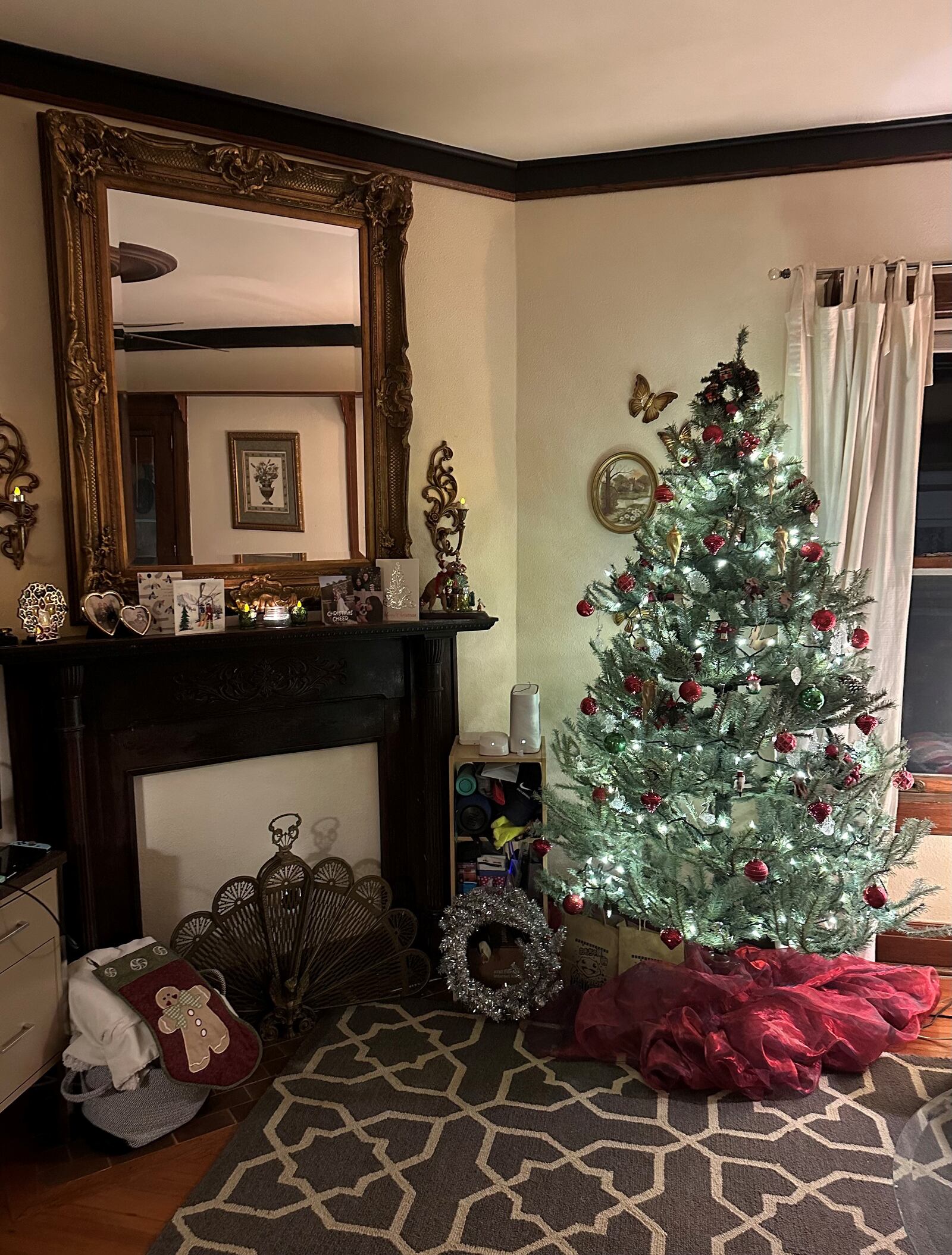 A midcentury-modern Christmas tree graces the living room of Gretchen Winterhalter and Kevin Loney's home. PHOTO/ROBIN MCMACKEN