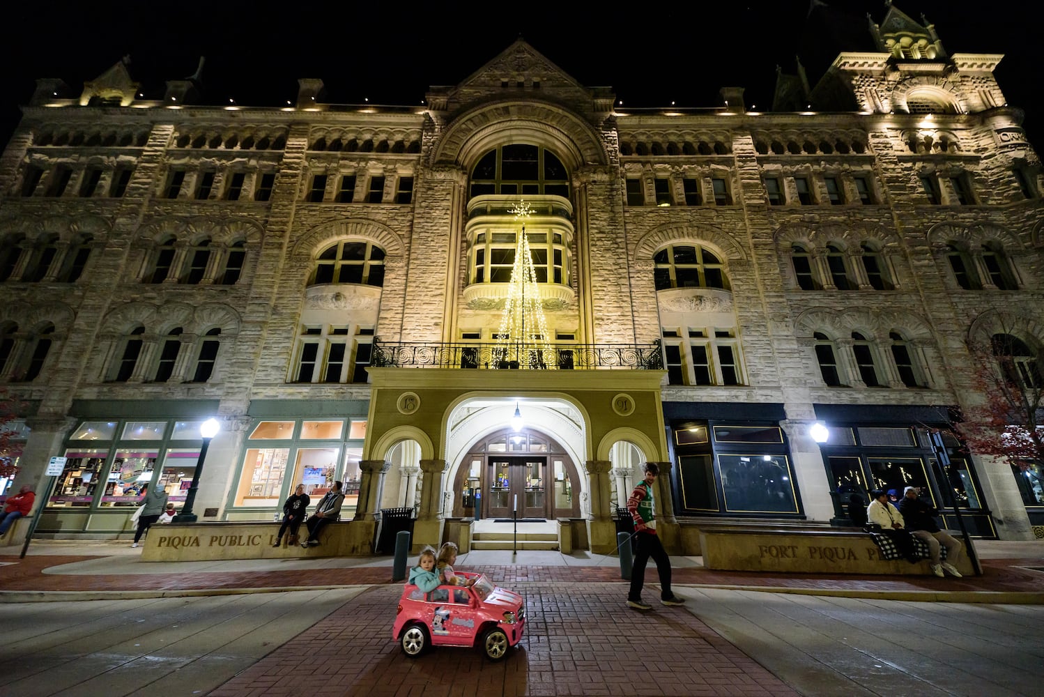 PHOTOS: 2024 Downtown Piqua Holiday Horse Parade