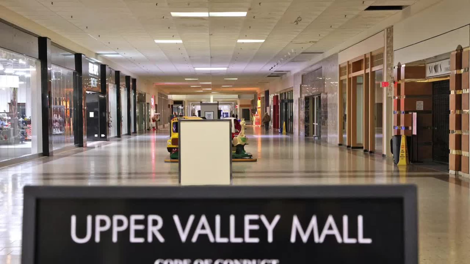 An Ohio-based developer plans on purchasing the Upper Valley Mall for $2.25 million.