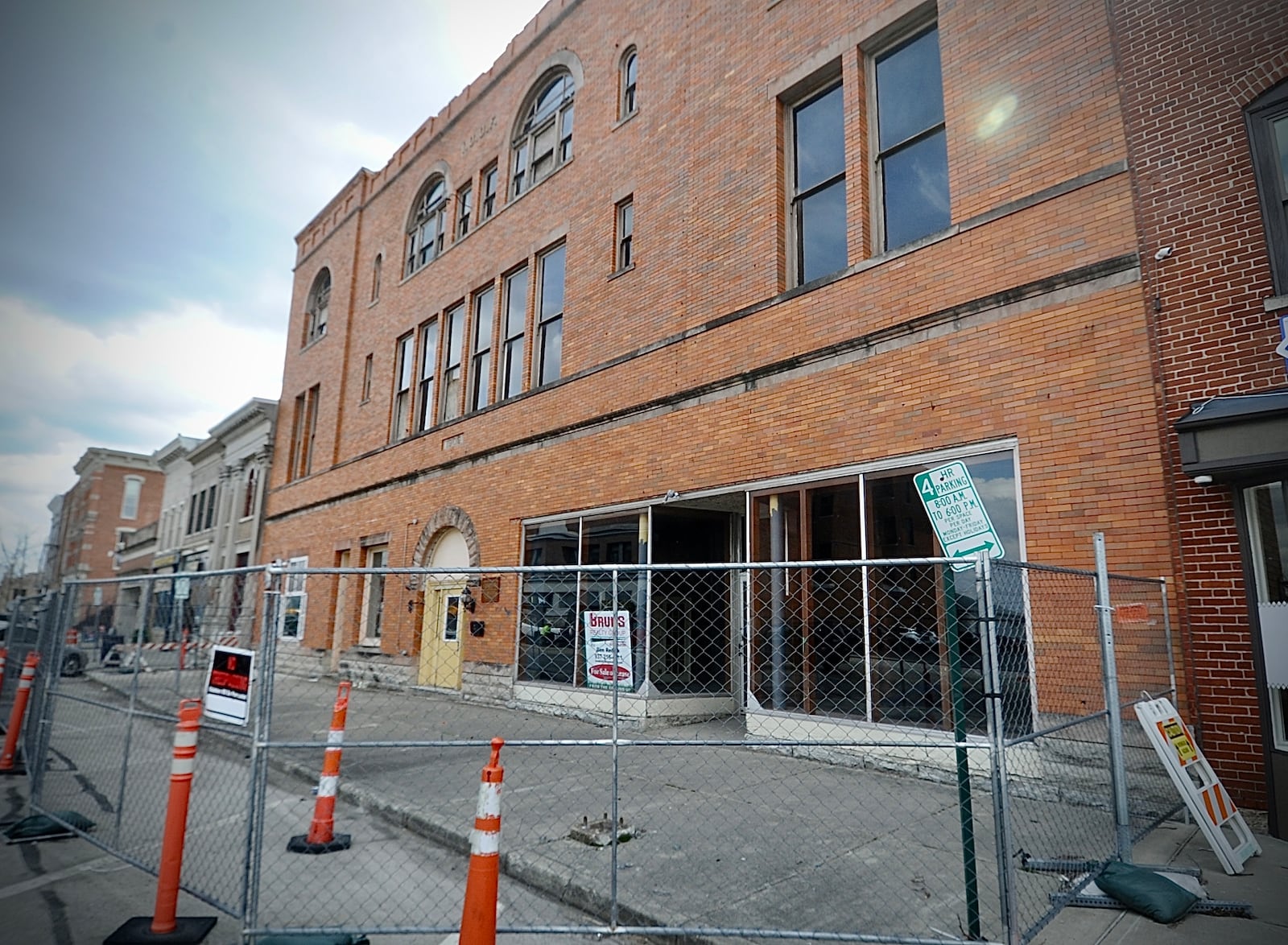 Demolition began early Wednesday March 29, 2023 on the Tavern building at 112-118 West Main Street in downtown Troy, but it was quickly stopped by city officials. A court hearing on the issue was scheduled that afternoon. MARSHALL GORBY\STAFF