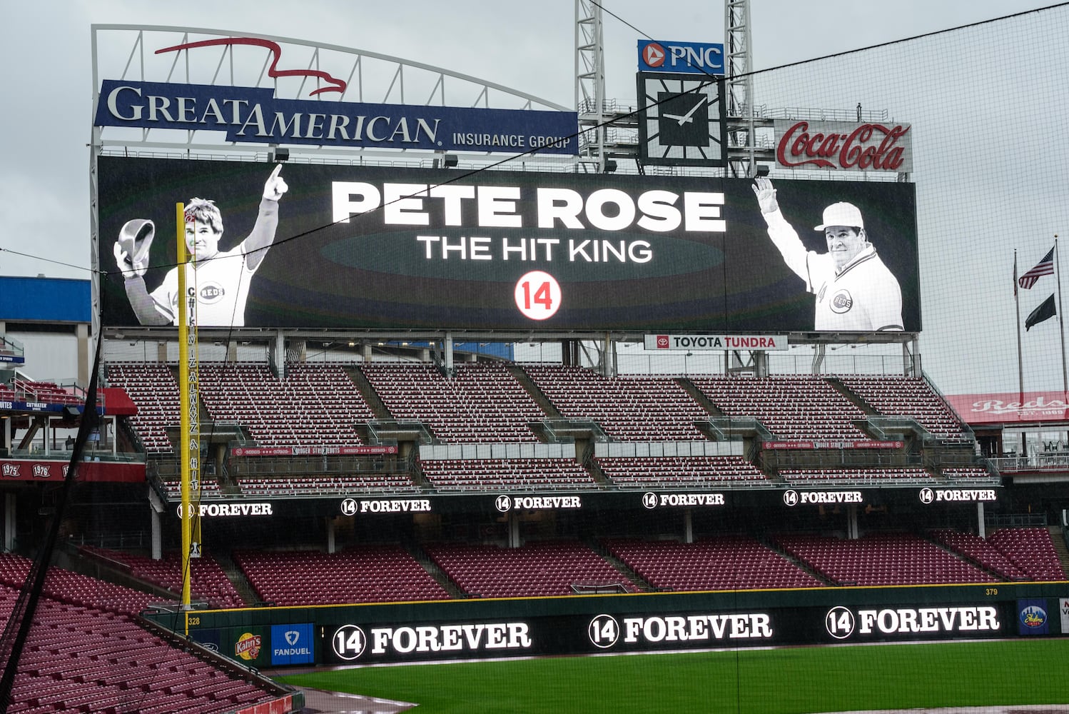 PHOTOS: Pete Rose Memorial Visitation at Great American Ball Park