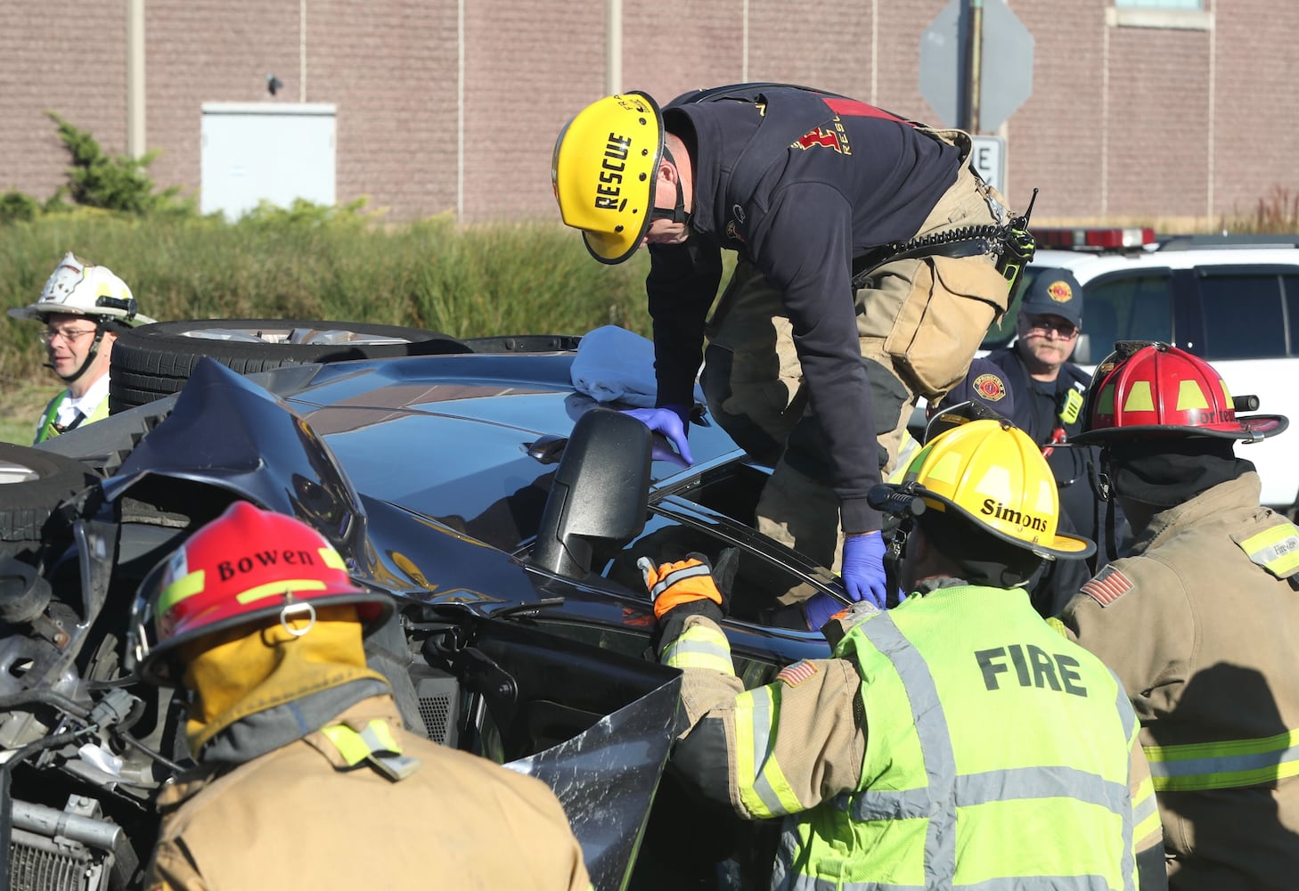 Rollover crash injures one person in Springfield