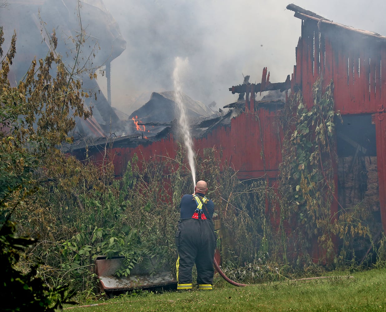 062621 Barn Fire SNS