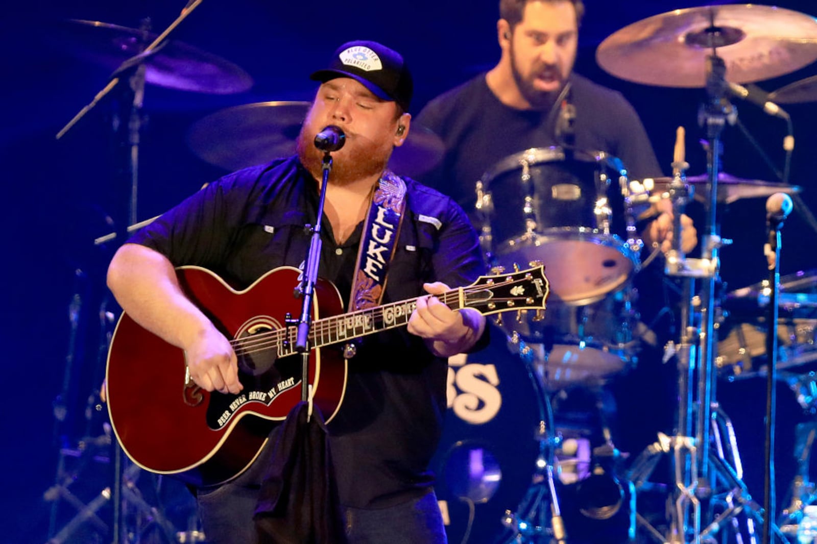 Luke Combs performs onstage during the ATLIVE Concert 2019 at Mercedes-Benz Stadium on November 17, 2019 in Atlanta, Georgia. (Photo by Carmen Mandato/Getty Images)