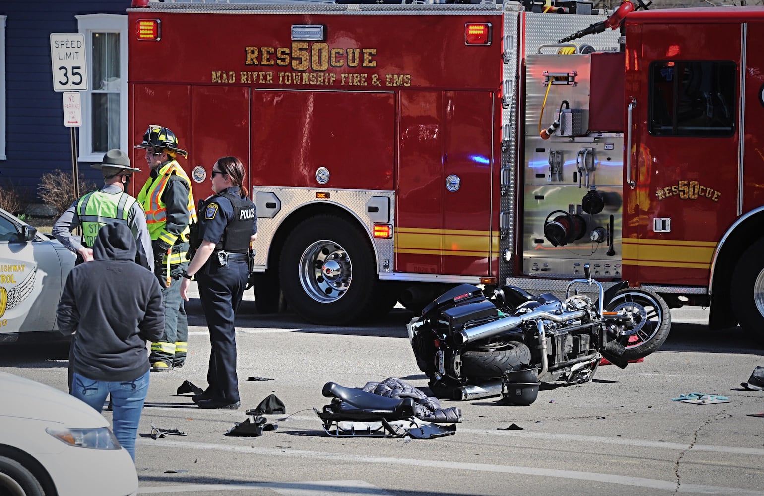 Motorcycle crash in Enon