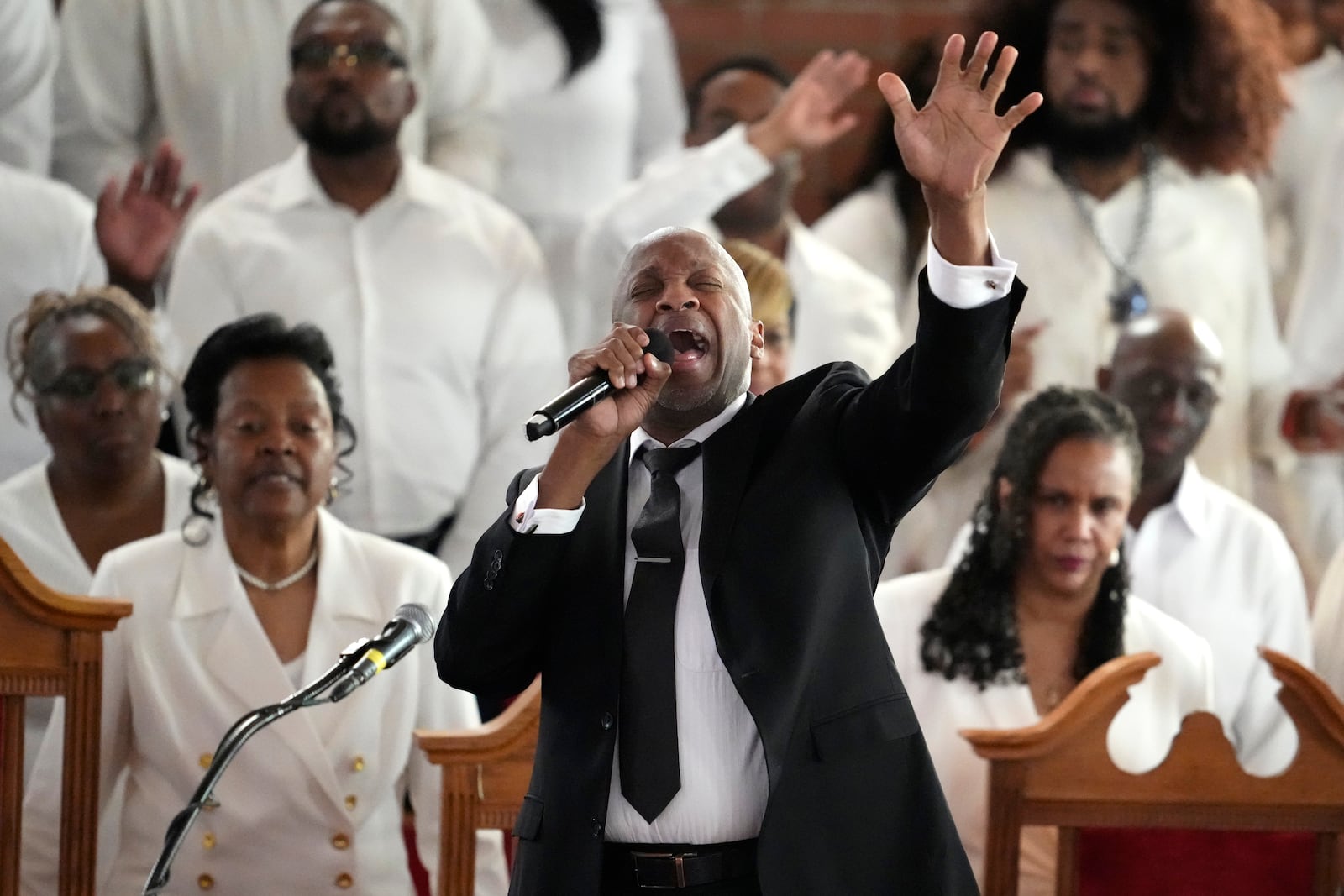 Donnie McClurkin performs a musical tribute during a ceremony celebrating the life of Cissy Houston on Thursday, Oct. 17, 2024, at the New Hope Baptist Church in Newark, N.J. (Photo by Charles Sykes/Invision/AP)