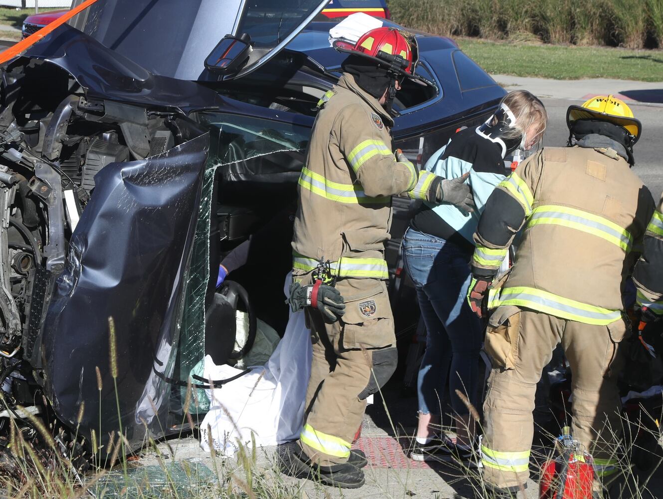 Rollover crash injures one person in Springfield