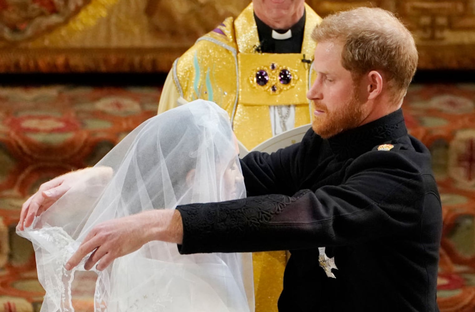 Royal Wedding Photos: The kiss, the ring and other highlights