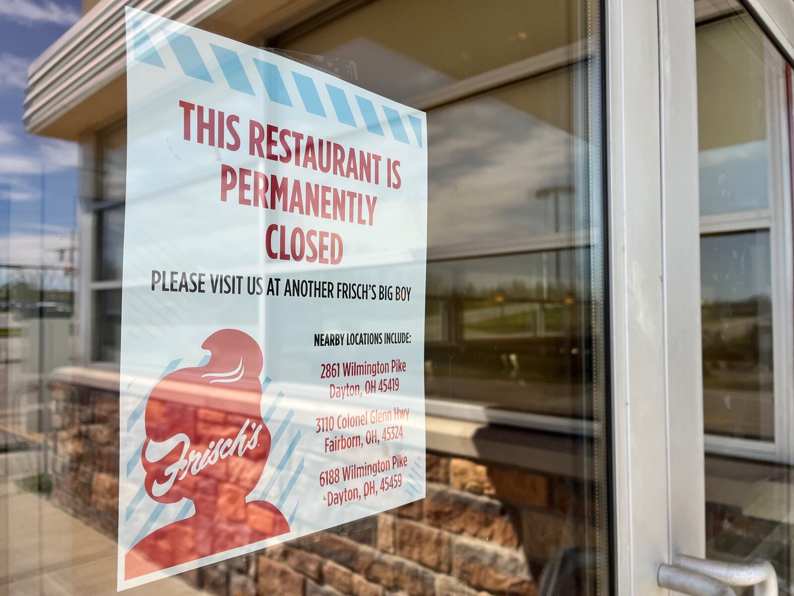 Frisch’s Big Boy at 1231 N. Fairfield Road in Beavercreek is “permanently closed,” according to a sign posted at the restaurant. NATALIE JONES/STAFF