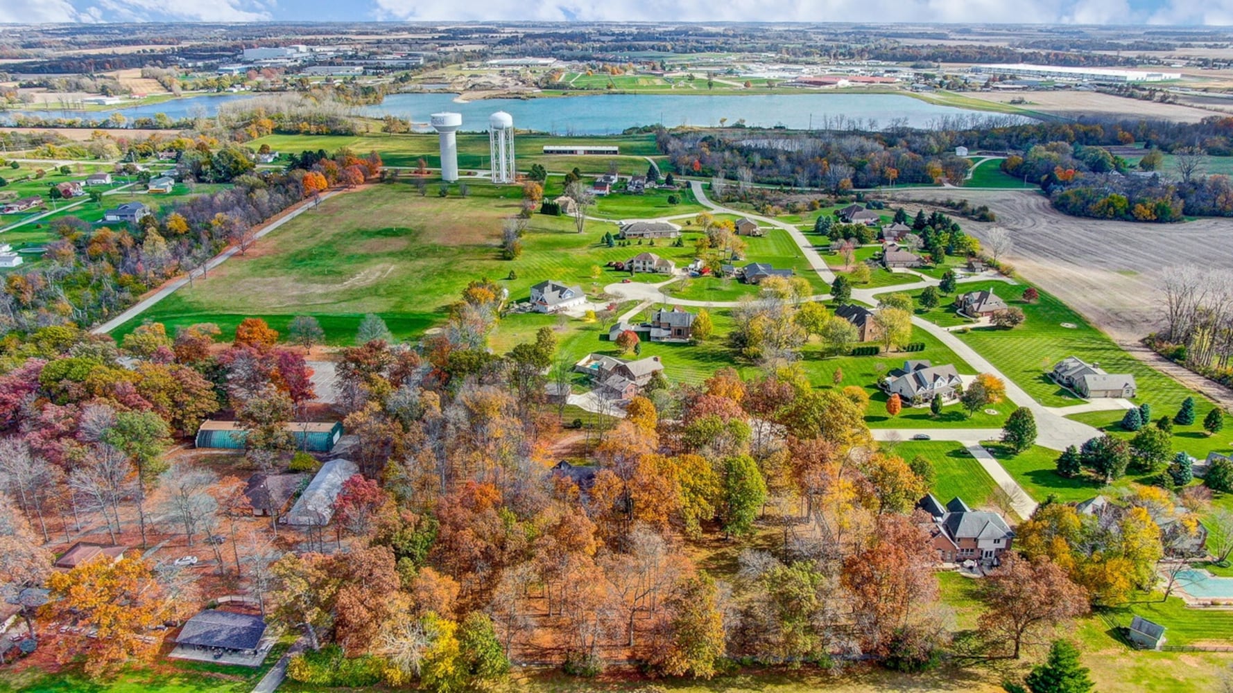 PHOTOS: Springfield-area home on 2.5 acres near golf course listed