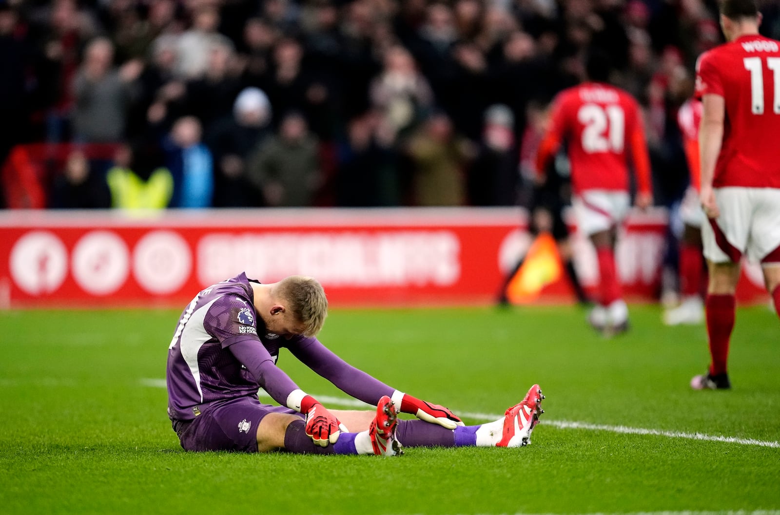 Southampton goalkeeper Aaron Ramsdale reacts after conceding a second goal during the English Premier League soccer match between Nottingham Forest and Southampton at the City Ground, Nottingham, England, Sunday, Jan. 19, 2025. (Nick Potts/PA via AP)