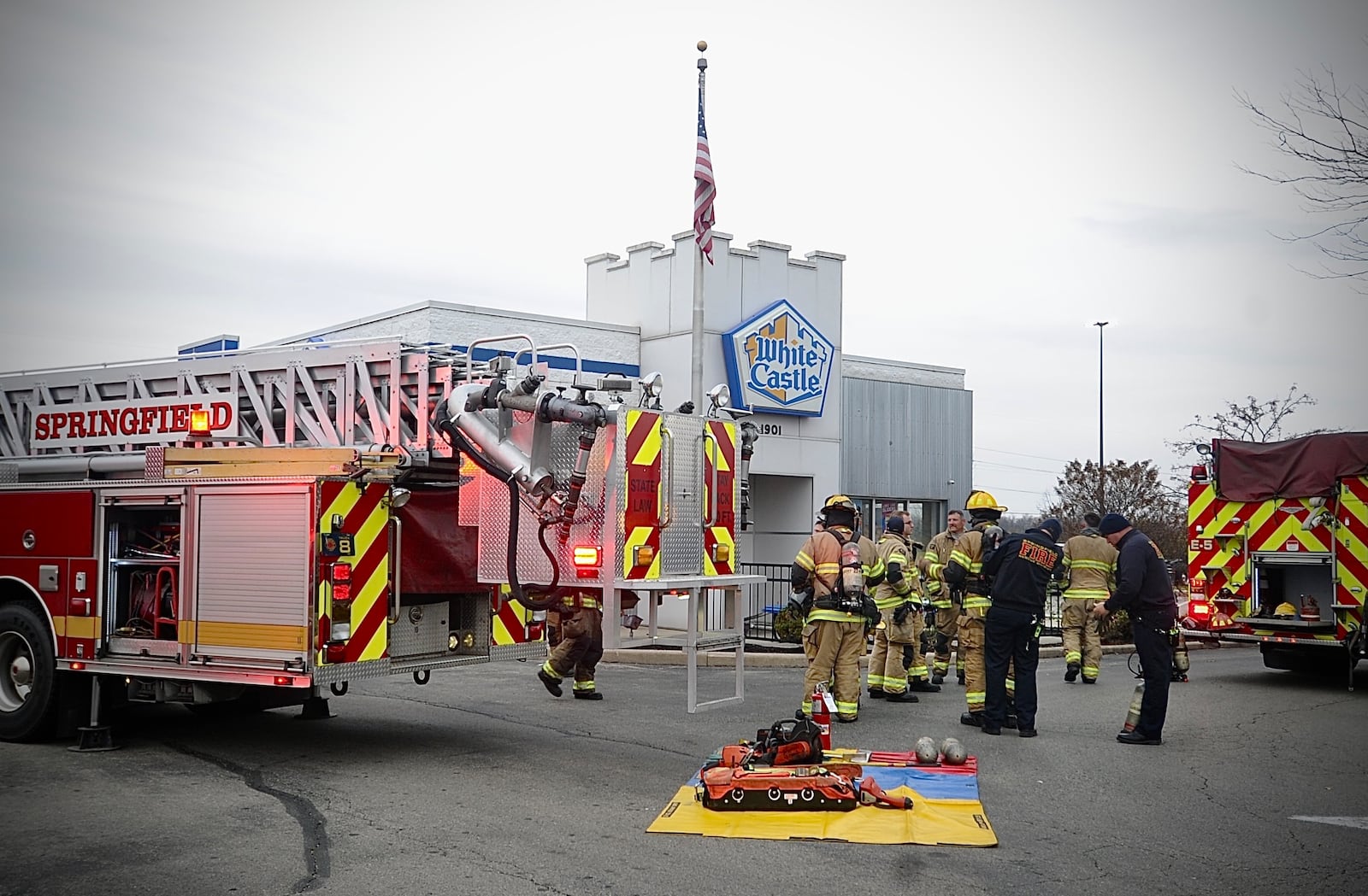 Fire at White Castle in Springfield Saturday Nov. 12, 2022. All employees were out of the building and no one was injured. MARSHALL GORBY//STAFF