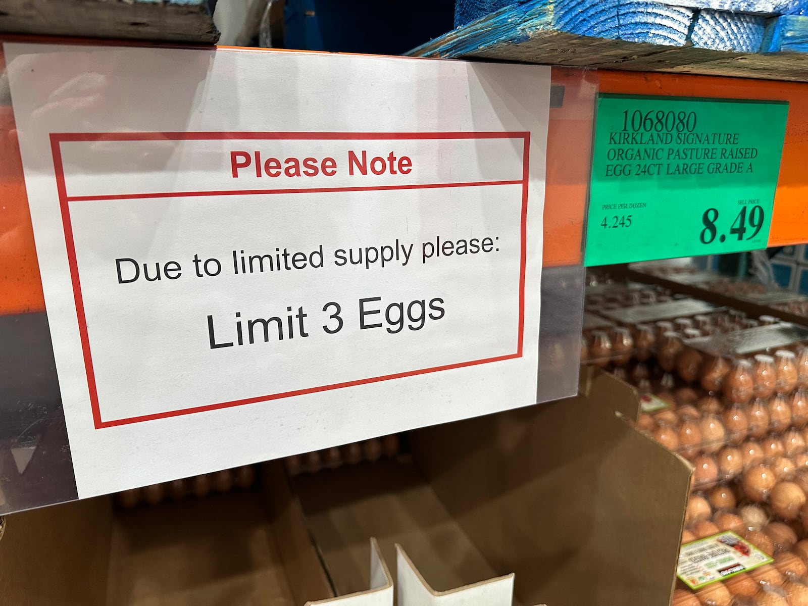 A sign notes the limitation on the purchase of flats of eggs in a Costco warehouse Tuesday, Feb. 18, 2025, in Sheridan, Colo. (AP Photo/David Zalubowski)