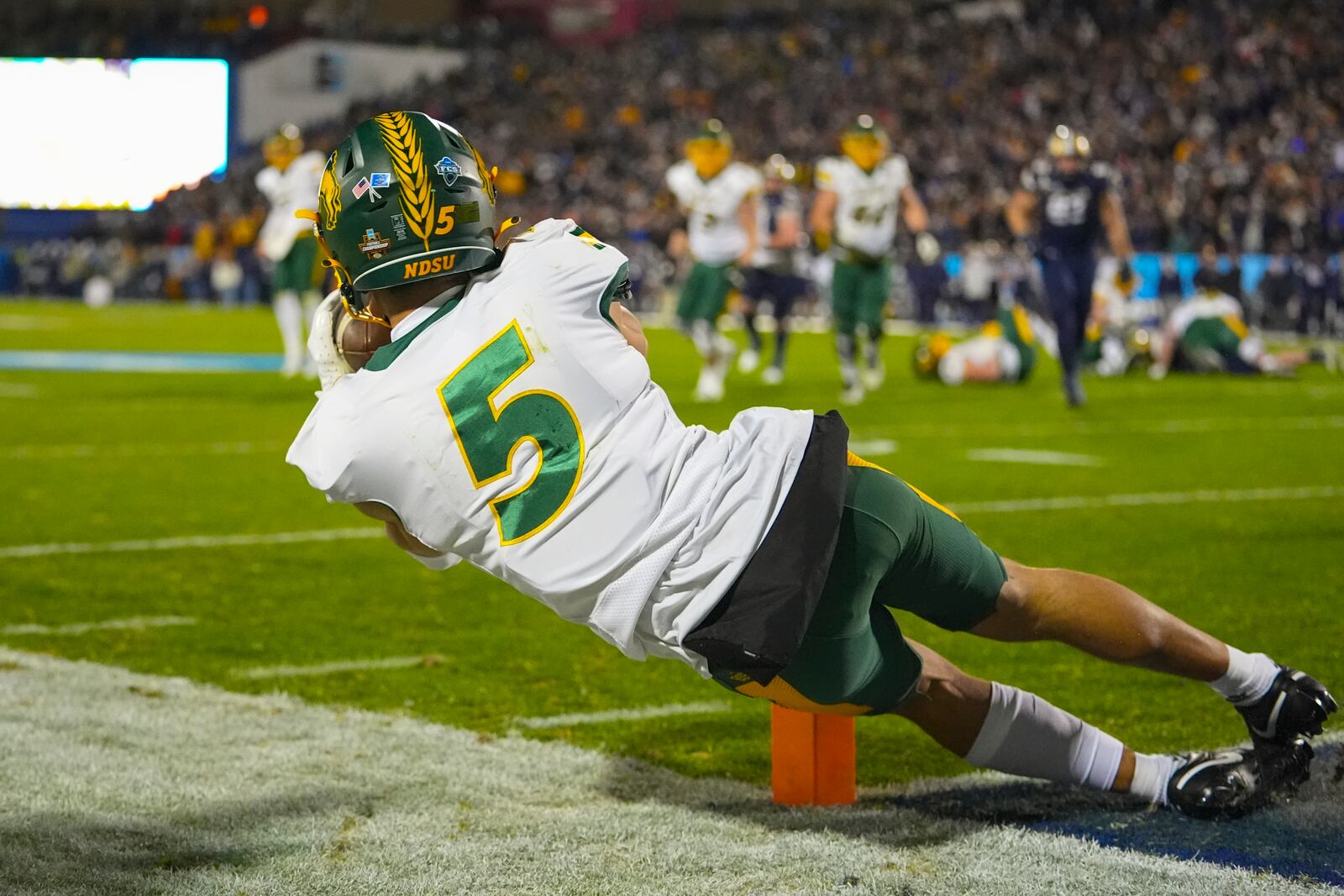 North Dakota State wide receiver Bryce Lance catches a pass near the Montana State goal line during the first half of the FCS Championship NCAA college football game, Monday, Jan. 6, 2025, in Frisco, Texas. (AP Photo/Julio Cortez)