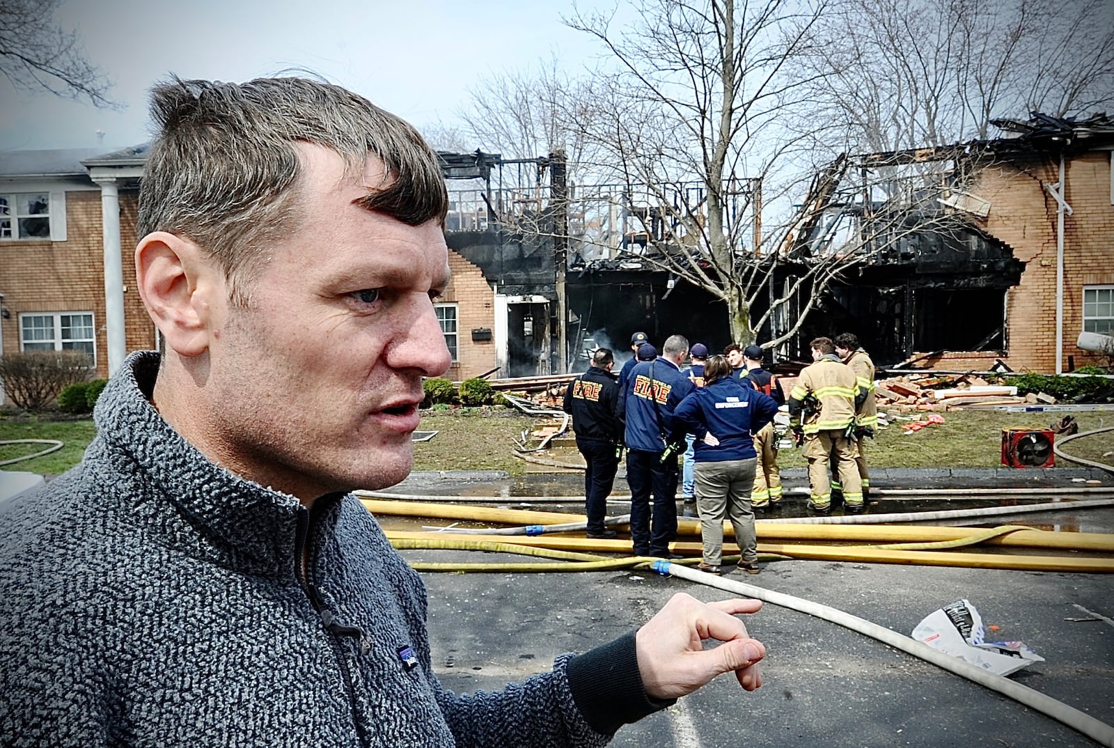 Christopher Mitchell was asleep in his apartment Saturday April 8, 2023 on Home Road when it blew up, he said he thought an airplane had crashed into the apartment. MARSHALL GORBY \STAFF