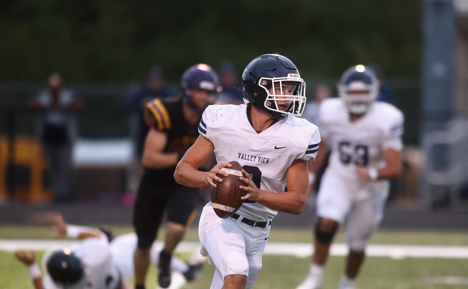 Valley View's Anthony Valenti runs against Bellbrook on Friday, Sept. 6, 2024, in Bellbrook. David Jablonski/Staff