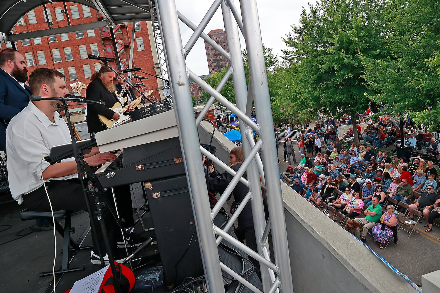 Rooftop Concert SNS