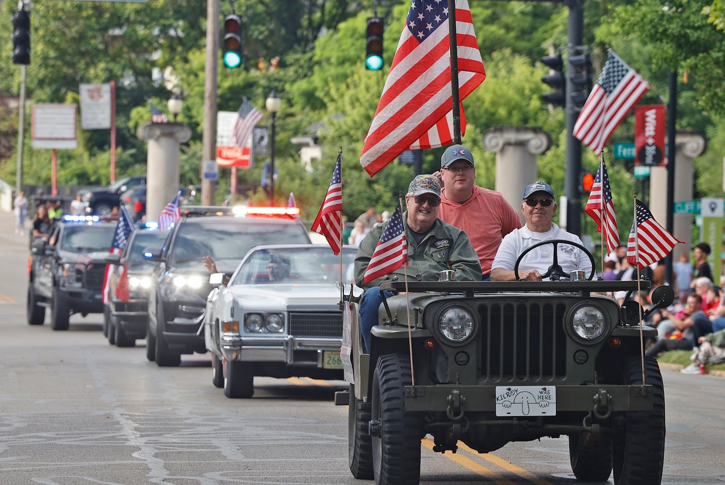 052824 Memorial Parade SNS