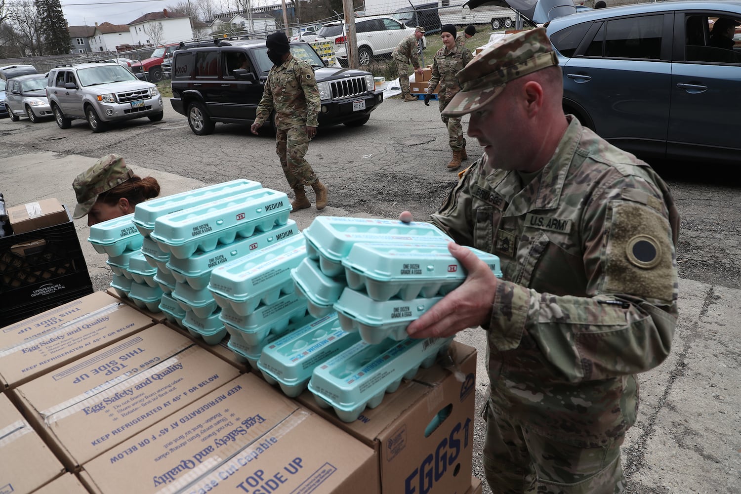 PHOTOS: National Guard Helps Distribute Food