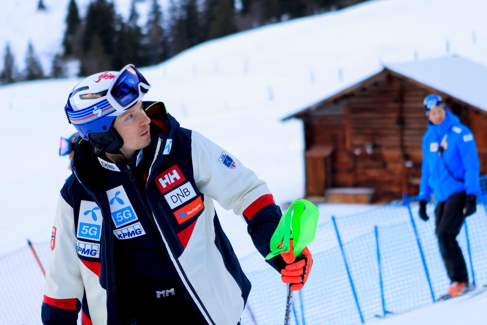 Norway's Henrik Kristoffersen looks at the course ahead of an alpine ski, men's World Cup slalom, in Wengen, Switzerland, Sunday, Jan. 19, 2025 (AP Photo/Giovanni Maria Pizzato)